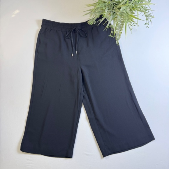 Chico's Pants - Chico's Black Label Wide Leg High Rise Pull-On Cropped Pants